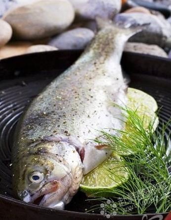 九步打造减肥食谱 蒸鱼料理的做法