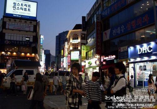 仁寺洞购物街区 迷失在时空交错的韩国文化