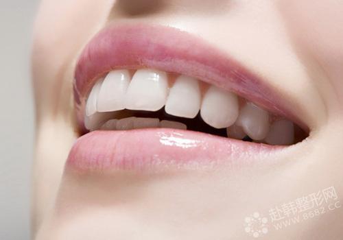 牙齿矫正后可能会出现哪些状况？如何解决？