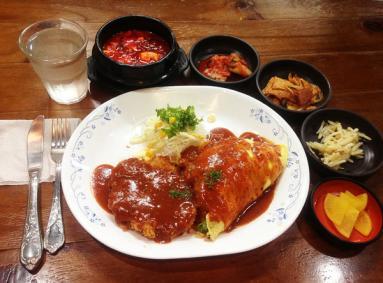 韩国美食之龙山河马食物韩餐厅