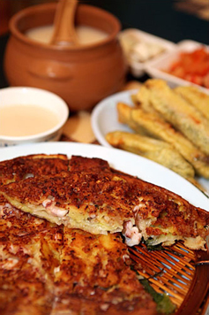 韩国美食之首尔孔敬子元祖游子葱饼