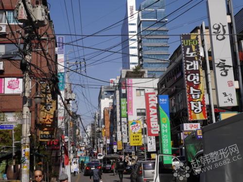韩国“整容一条街”